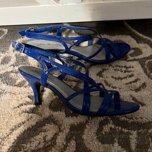 John Romaine Tina Blue Strappy Sandals Shoes Sz 9